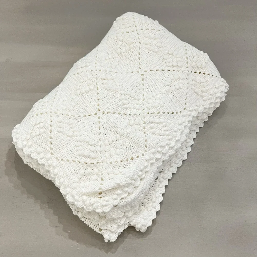 Vintage Ecru Crocheted Table/Bed Cover Popcorn Stitch Heritage Farmhouse 40x60